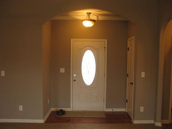 3rd image of 37 Franklin St