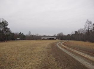 1249 Pierces Trl, Nathalie, VA 24577