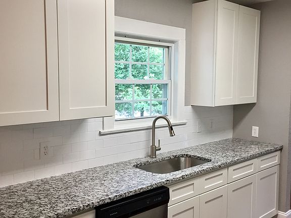 4th image of 226 Lynnview Dr