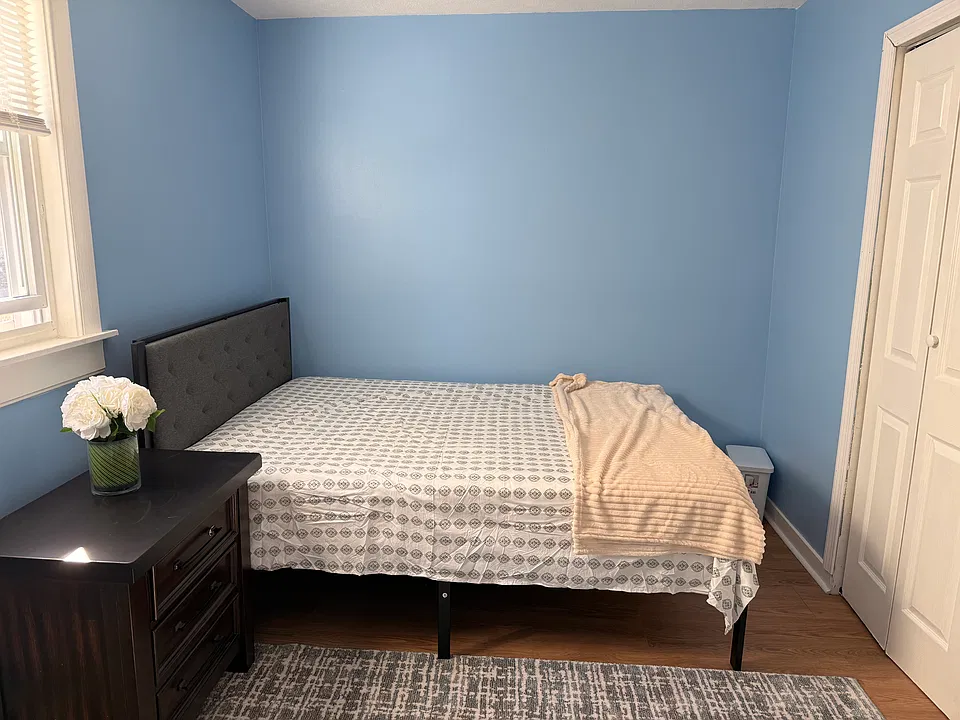 404 Bryant St #1