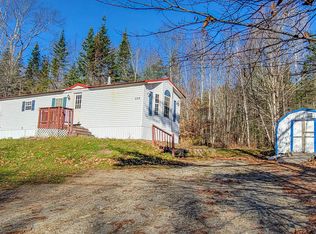 224 Windsor Rd, Chelsea, ME 04330