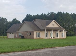 7149 Campground Rd, Moss Point, MS 39562