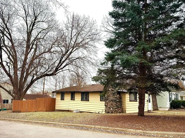 2701 Blackstone Ave S, Saint Louis Park, MN 55416
