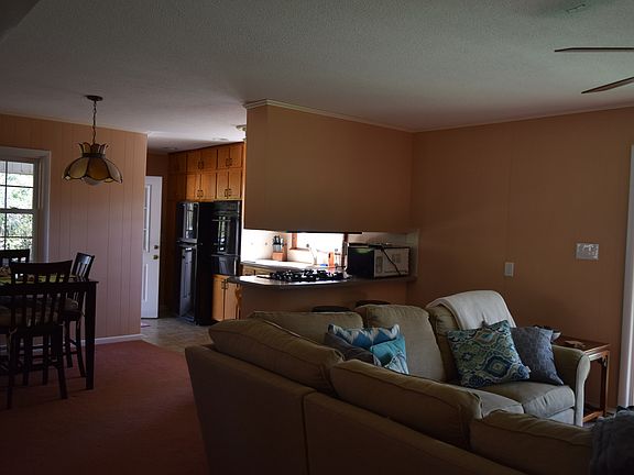 3rd image of 4007 Lagrange Dr