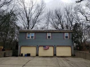 76 Victoria St, Johnston, RI 02919