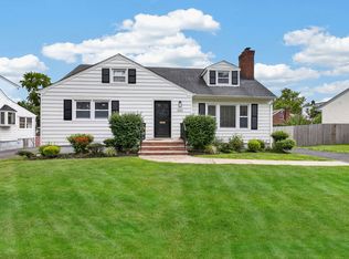 663 Mountain Ave, Springfield, NJ 07081