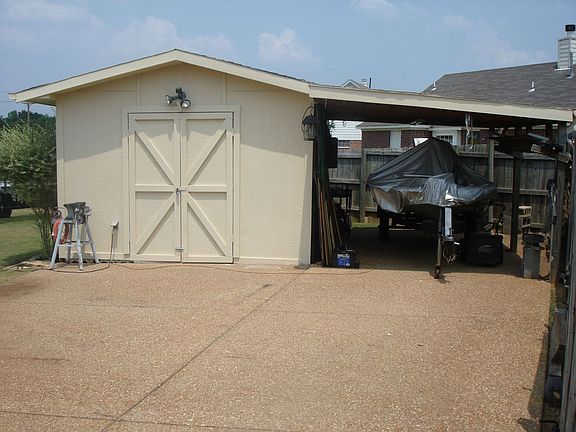 2nd image of 60 Gracie Cv