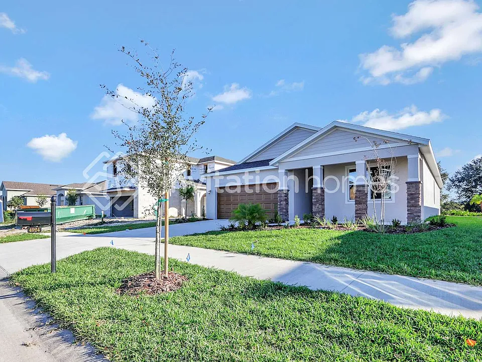 4924 Autumn Ridge Dr