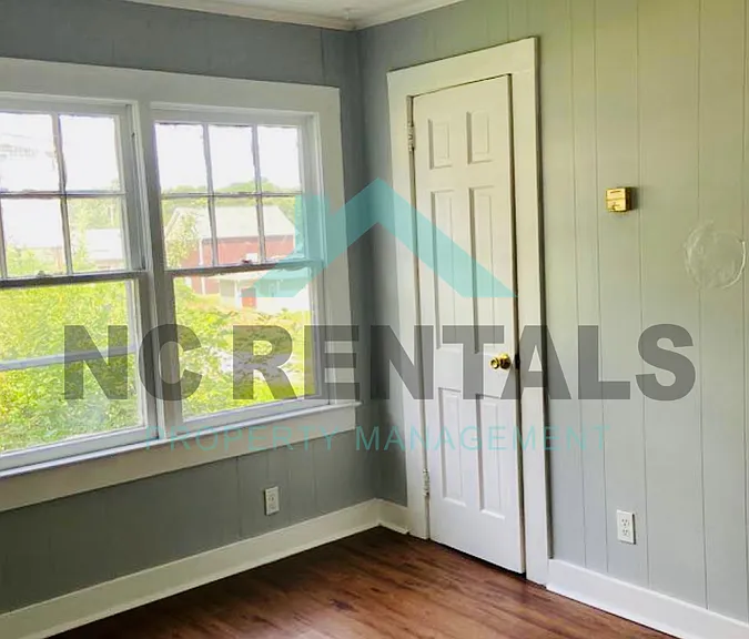 1415 Underwood Ave #1 — Photo 6