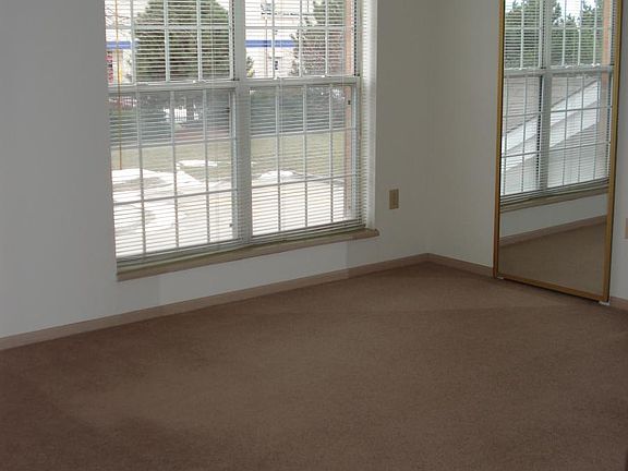 14x 12 bedroom with attached bath and huge walk-in closet