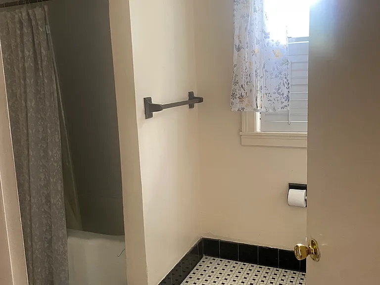 1293 Main St — Photo 52