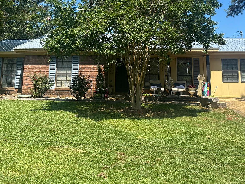 1st image of 104 Ponderosa Dr