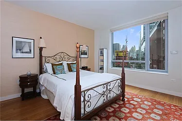 Sold by R New York