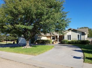 1108 W Lotus Ave, Ulysses, KS 67880