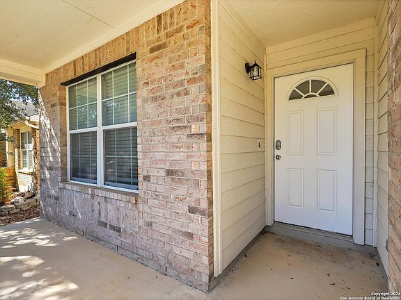 5th image of 3807 BENNINGTON WAY