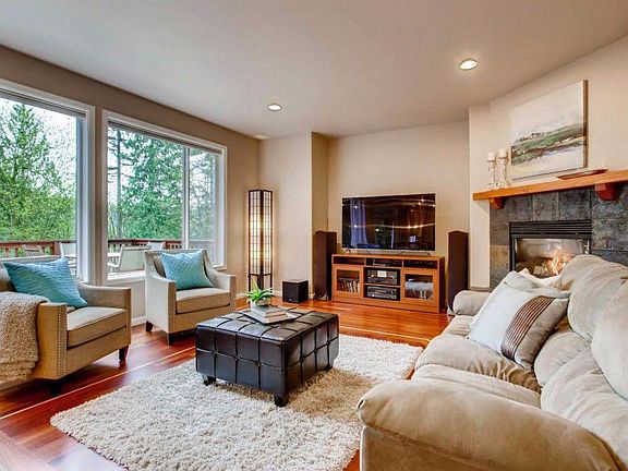 3rd image of 4742 281st Ave NE