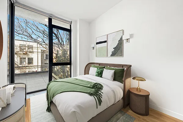 Rented by Compass | media 18