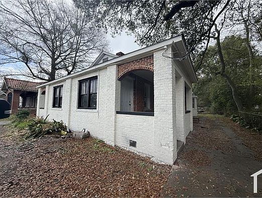 4th image of 1321 Spring Hill Ave #A