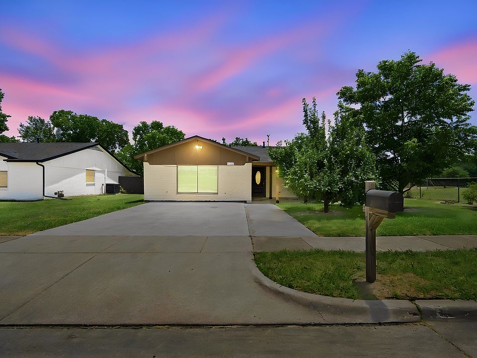 1st image of 5420 Galway Ln