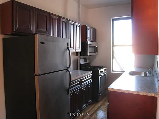 Rented by Town Residential | media 20