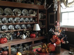 40 Harland Pl, Norwich, CT 06360