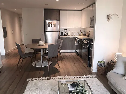 Rented by Owner | media 35