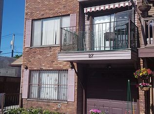 27 Ramsey Ln, Staten Island, NY 10314