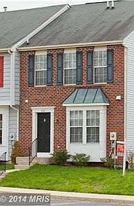 Large Brick Front End Unit Townhome