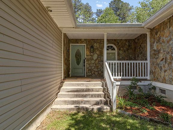5th image of 2049 Willow Lake Rd