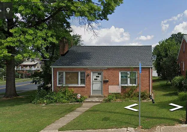 5000 Locust Ln — Photo 1