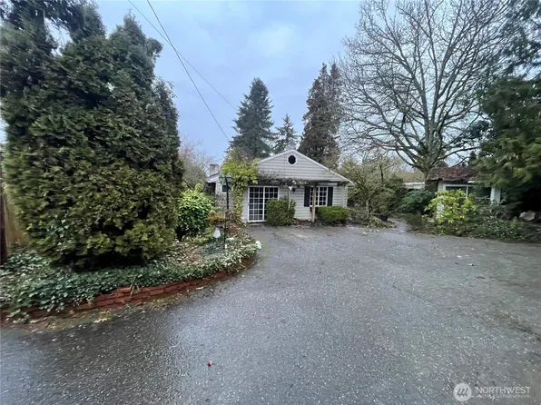 804 84th Avenue NE, Medina, WA 98039