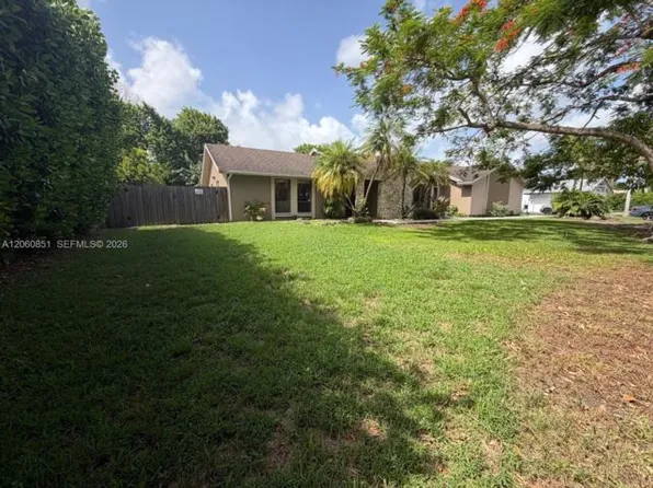 14865 SW 166th St, Miami, FL 33187