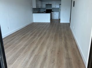 1471 W 43rd Pl APT 304, Hialeah, FL 33012