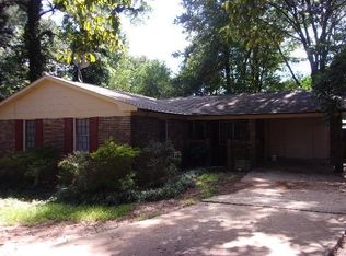 2419 Wood Valley Dr, Morrow, GA 30260