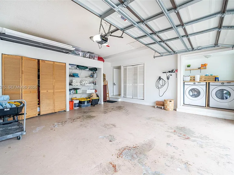 330 SW 133rd Pl — Photo 23