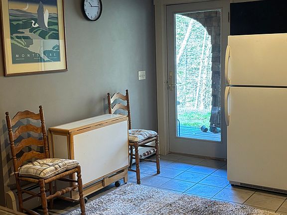 4th image of 477 Dunham Rd #1