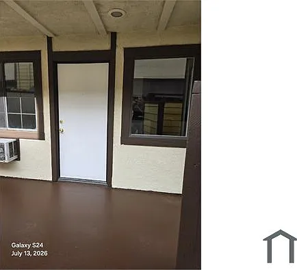 15916 Vanowen St #110 — Photo 14