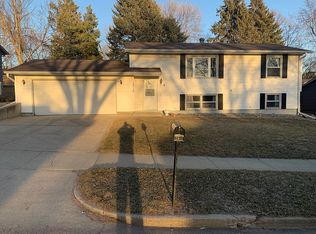 1716 S Judy Ave, Sioux Falls, SD 57103