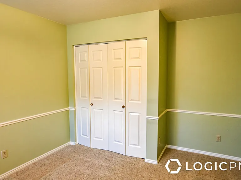 2298 E Oak Leaf Way — Photo 16