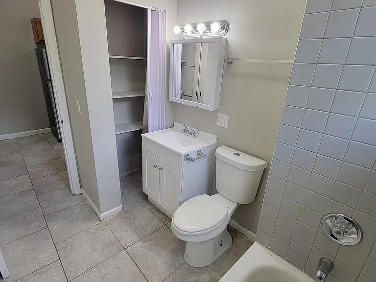 162 Bassett St #3 — Photo 12