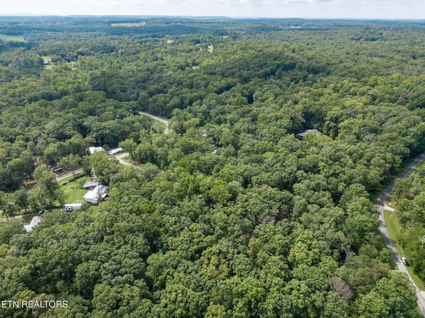 Killary Rd, Crossville, TN 38572