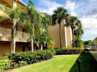 2720 Cypress Trace Cir APT 2925, Naples, FL 34119