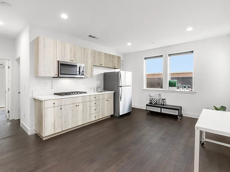 138 Harvest St #A — Photo 8