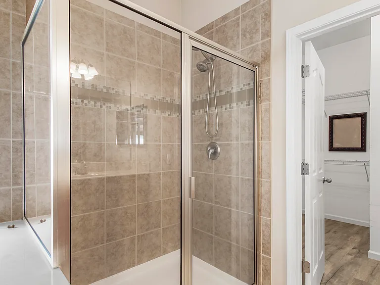 103 Amherst Way — Photo 36