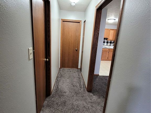 3rd image of 118 E Phillip Ave #7