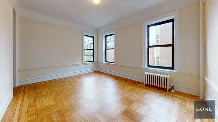 Rented by Bond New York | media 2