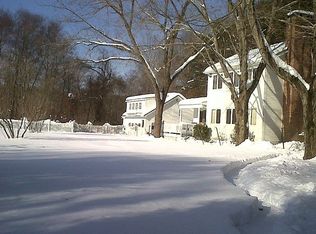 110 Podunk Rd, Guilford, CT 06437