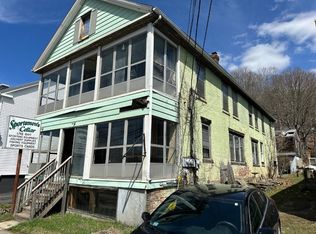 552 Main St, Sturbridge, MA 01518