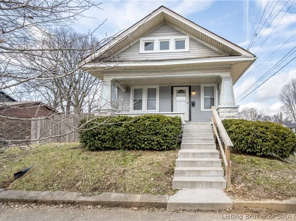 429 E Market Street, Jeffersonville, IN 47130