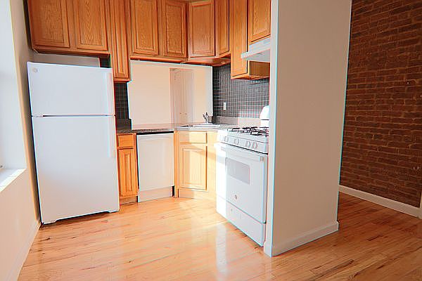 1st image of 654 W 161st St APT 6C